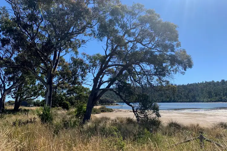Lot 1-3934 Arthur Highway, Murdunna TAS 7178