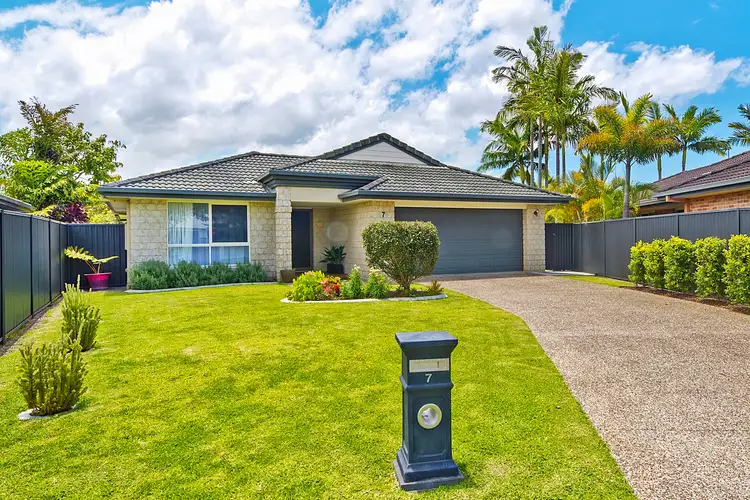 7 Eugene Drive, Varsity Lakes QLD 4227