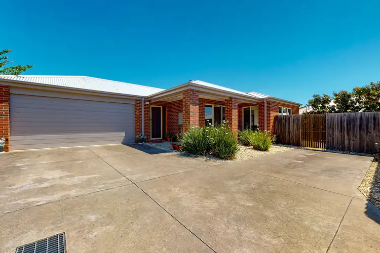 Main view of Homely unit listing, 2/22 Dunsmuir Grove, Traralgon VIC 3844