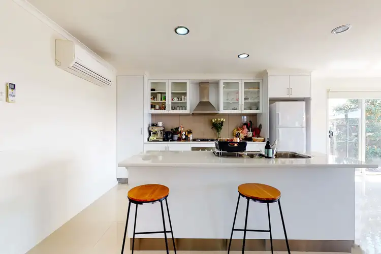 Third view of Homely unit listing, 2/22 Dunsmuir Grove, Traralgon VIC 3844