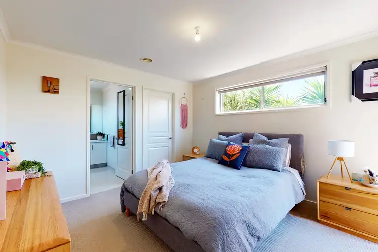 Fifth view of Homely unit listing, 2/22 Dunsmuir Grove, Traralgon VIC 3844