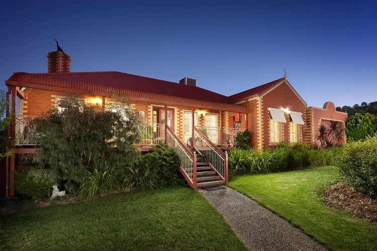 Main view of Homely house listing, 6 Kerferd Court, Wodonga VIC 3690