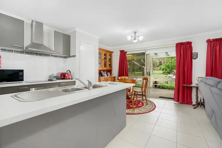 Fourth view of Homely house listing, 15 Glynwood Grove, Enfield VIC 3352