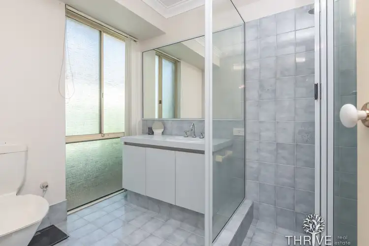 Sixth view of Homely house listing, 11 Laguna Green, Jandakot WA 6164