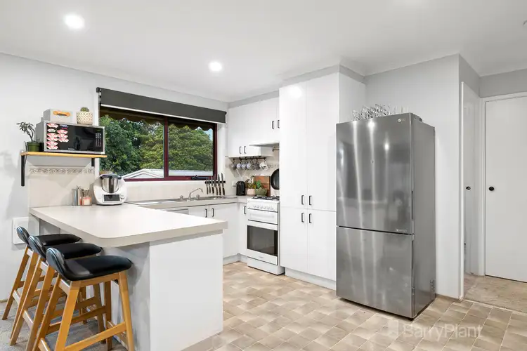 Fifth view of Homely house listing, 15 Angus Court, Pakenham VIC 3810