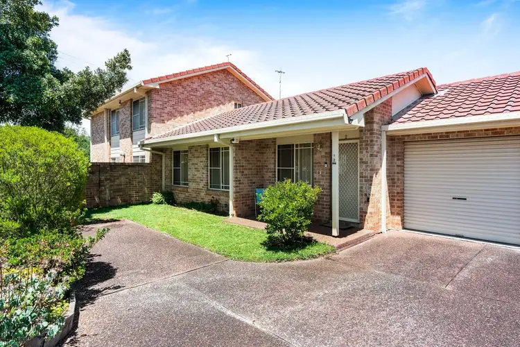 2/16 Crossingham Street, Canton Beach NSW 2263