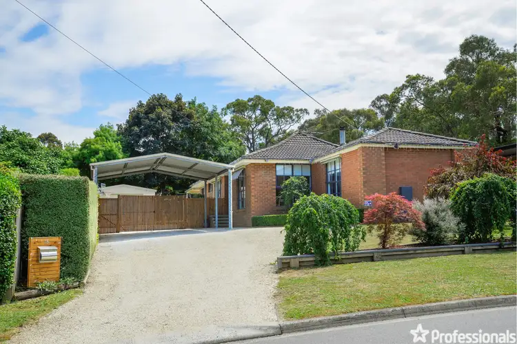 15 Valewood Drive, Launching Place VIC 3139
