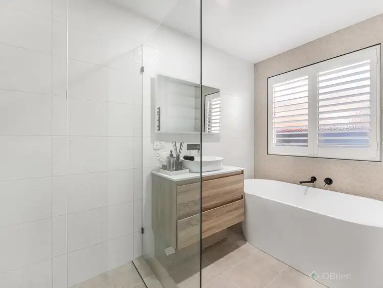 Sixth view of Homely house listing, 11 Rahni Close, Narre Warren VIC 3805