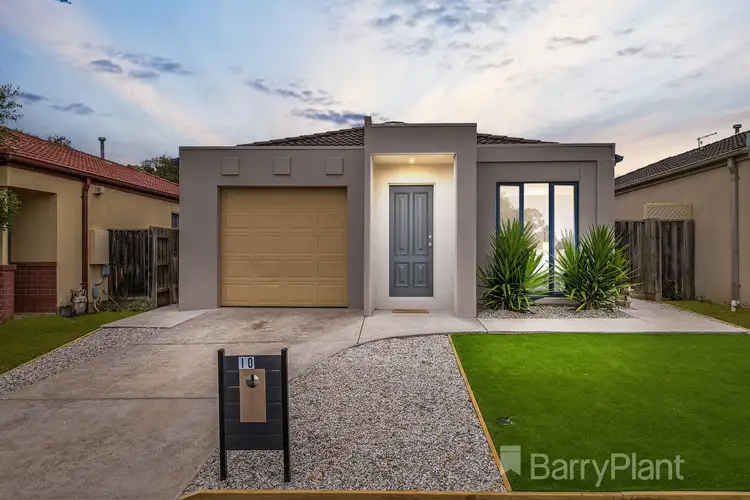 10 Gunsynd Mews, Kurunjang VIC 3337