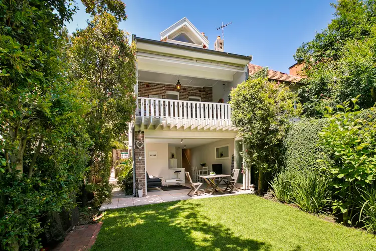 1 Miller Street