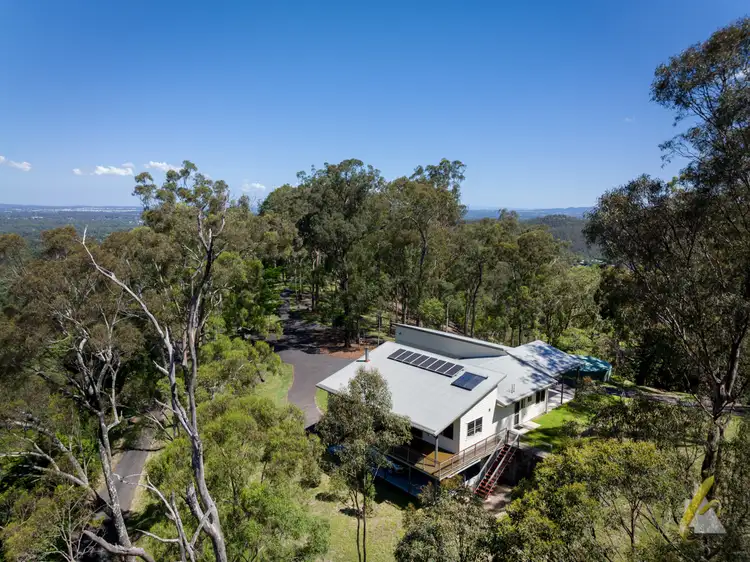90 Kittani Street, Upper Brookfield QLD 4069
