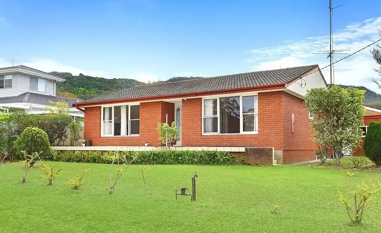 8 Margaret Street, Balgownie NSW 2519