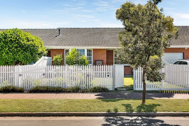 2/27 Richardson Avenue, Glenelg North SA 5045