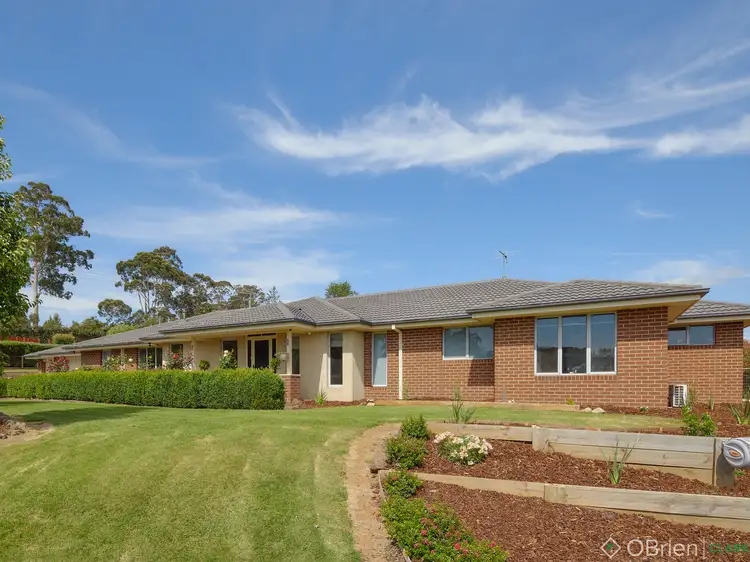 Main view of Homely house listing, 6 Kamanari Court, Drouin VIC 3818