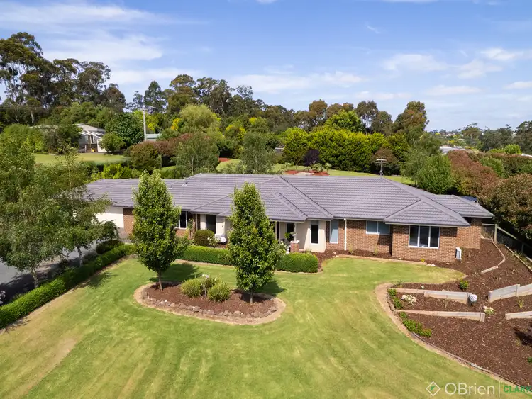 Second view of Homely house listing, 6 Kamanari Court, Drouin VIC 3818