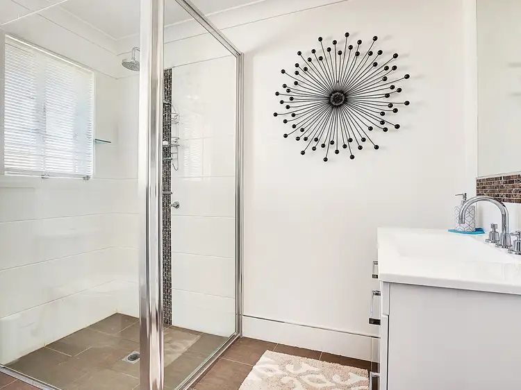 Sixth view of Homely house listing, 1 Kurtz Court, Mudgee NSW 2850