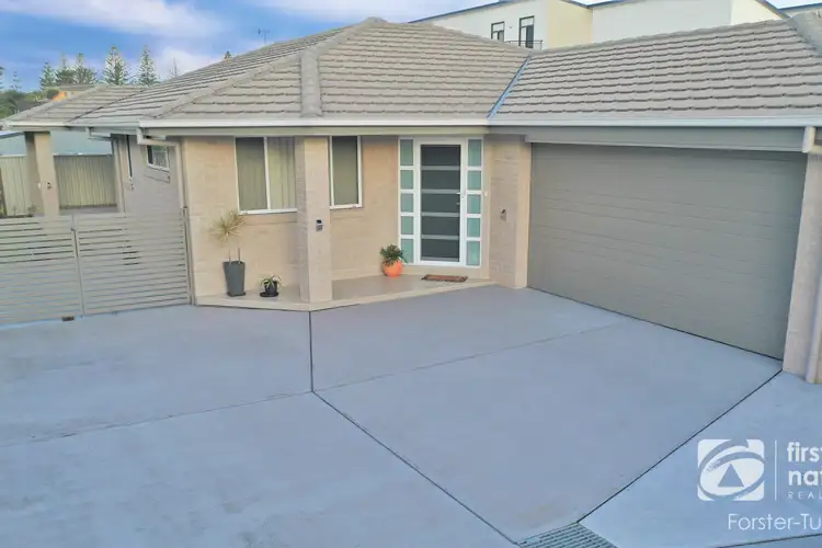 Main view of Homely villa listing, 2/41 Parkes Street, Tuncurry NSW 2428