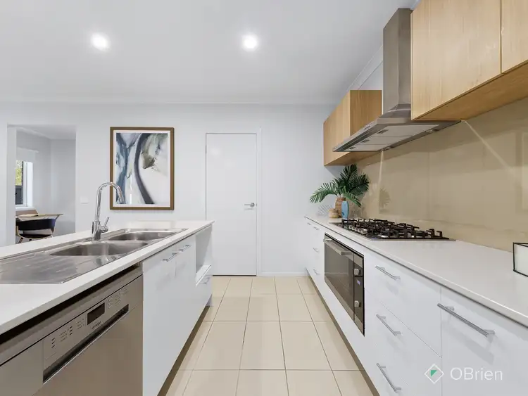Fourth view of Homely house listing, 2 Yellowbox Drive, Keysborough VIC 3173