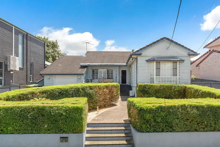 8 Fewtrell Avenue, Revesby Heights NSW 2212