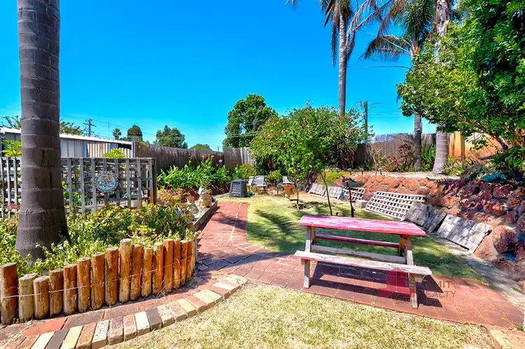 94 Paris Road, Australind WA 6233