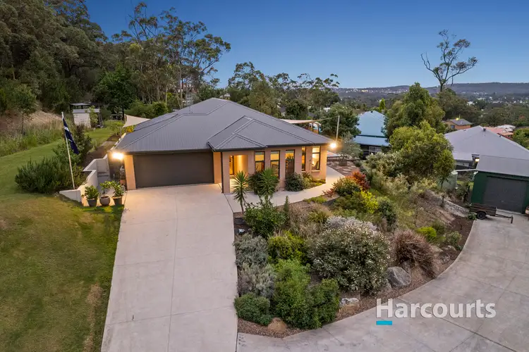 1 Mahogany Place, Fennell Bay NSW 2283