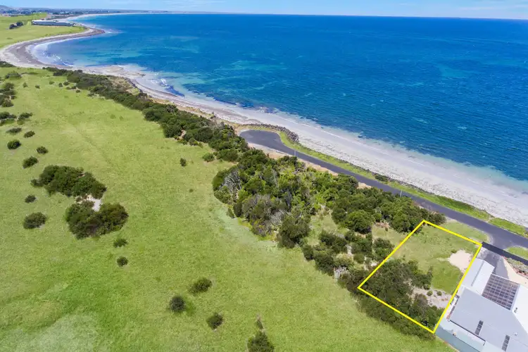 33 Beach Road, Allestree VIC 3305