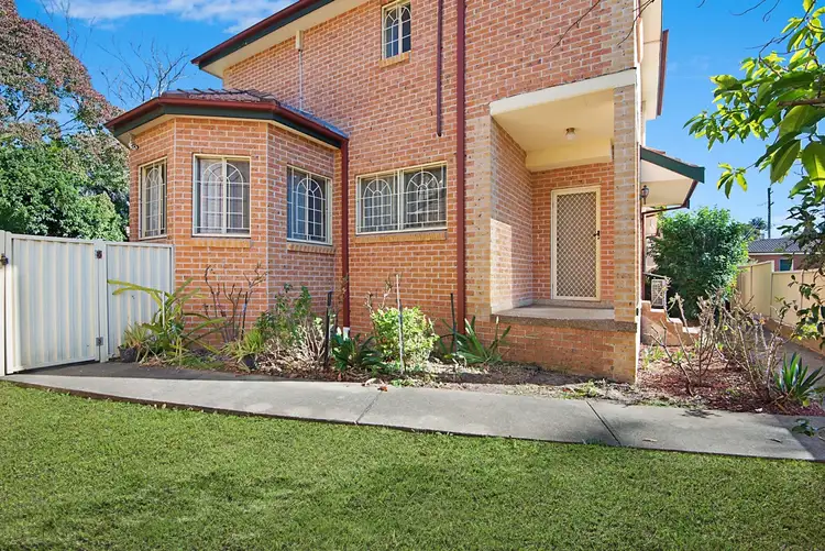 Fifth view of Homely semi-detached listing, 3/76 Metella Road, Toongabbie NSW 2146