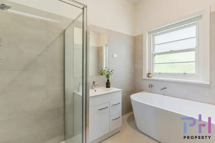 Sixth view of Homely house listing, 8 Dungey Avenue, Flora Hill VIC 3550