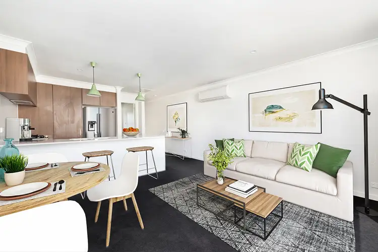 8/2 Clare Burton Crescent, Franklin ACT 2913