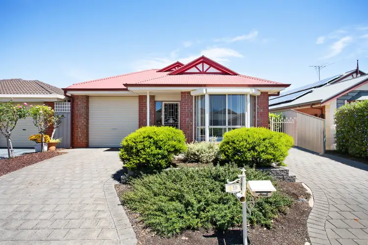 19 Arnold Drive, Mitchell Park SA 5043