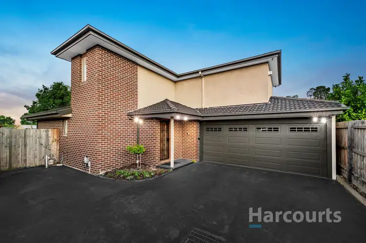Main view of Homely unit listing, 2/13 Shetland Drive, Wantirna VIC 3152