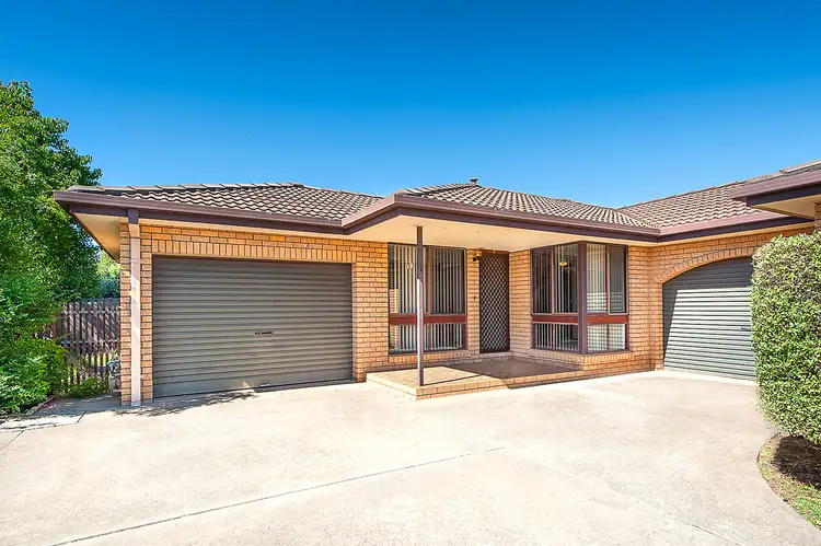 2/479 Neville Street, Lavington NSW 2641