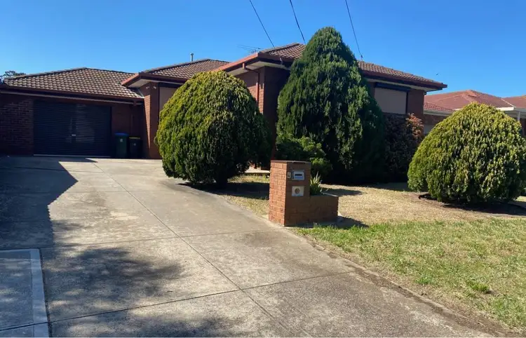 4 Retreat Place, Werribee VIC 3030