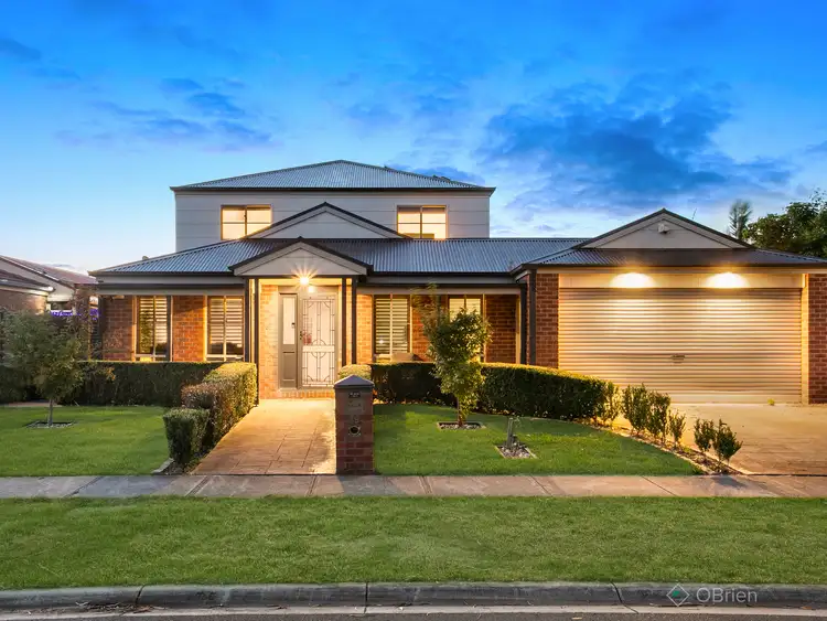 Main view of Homely house listing, 39 Eucumbene Drive, Berwick VIC 3806