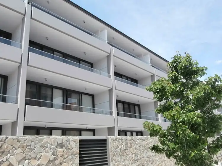 50/21 Dawes Street