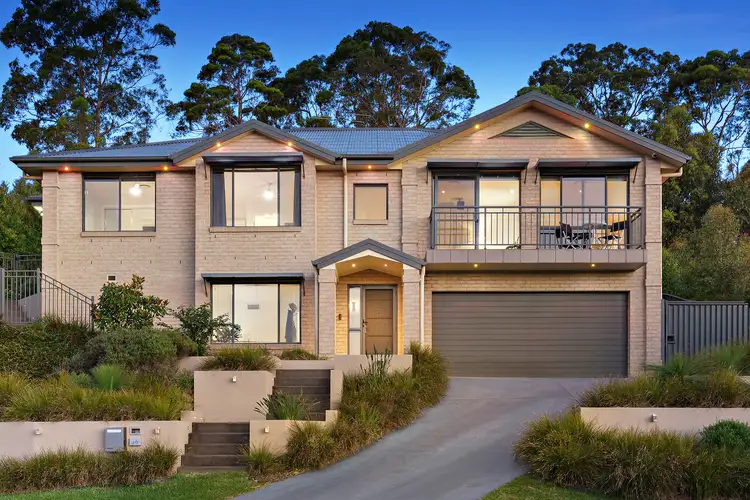 54 Araminta Chase, Cameron Park NSW 2285