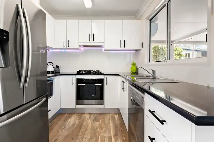 Fourth view of Homely house listing, 6 Atlanta Avenue, Woodrising NSW 2284