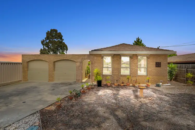 27 Metropolitan Avenue, Craigieburn VIC 3064