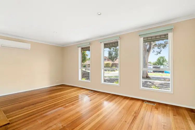 Fifth view of Homely house listing, 27 Metropolitan Avenue, Craigieburn VIC 3064