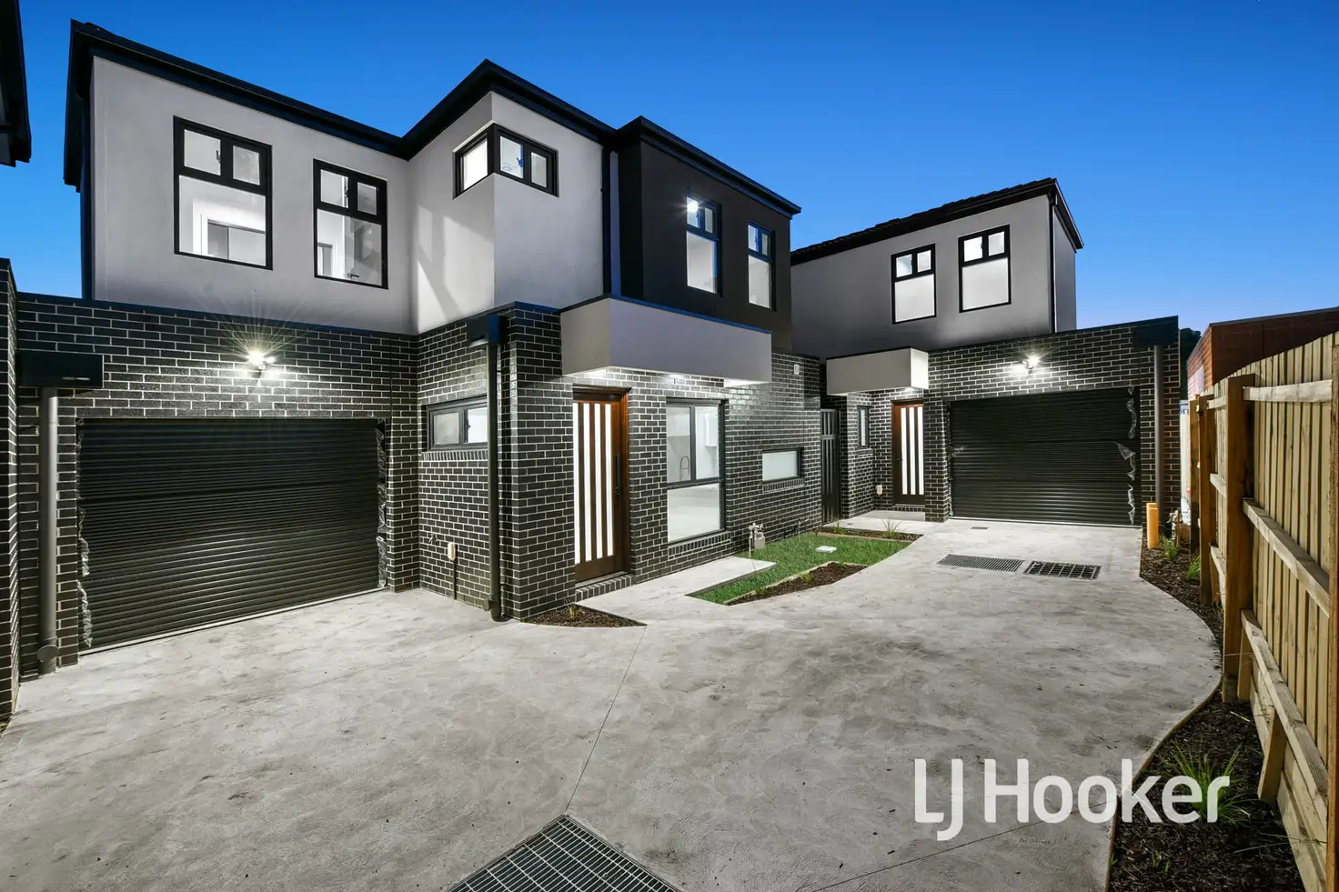 Main view of Homely townhouse listing, 2/6 Crimson Drive, Doveton VIC 3177