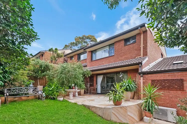 18/10-14 Loch Maree Avenue, Thornleigh NSW 2120