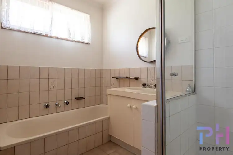 Third view of Homely unit listing, 2/23 Nabilla Crescent, Strathdale VIC 3550