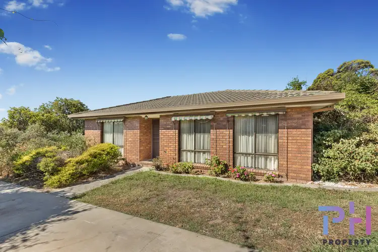 1/23 Nabilla Crescent, Strathdale VIC 3550