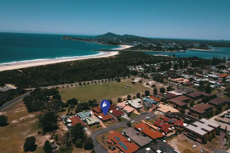 1/37 Pacific Parade, Tuncurry NSW 2428
