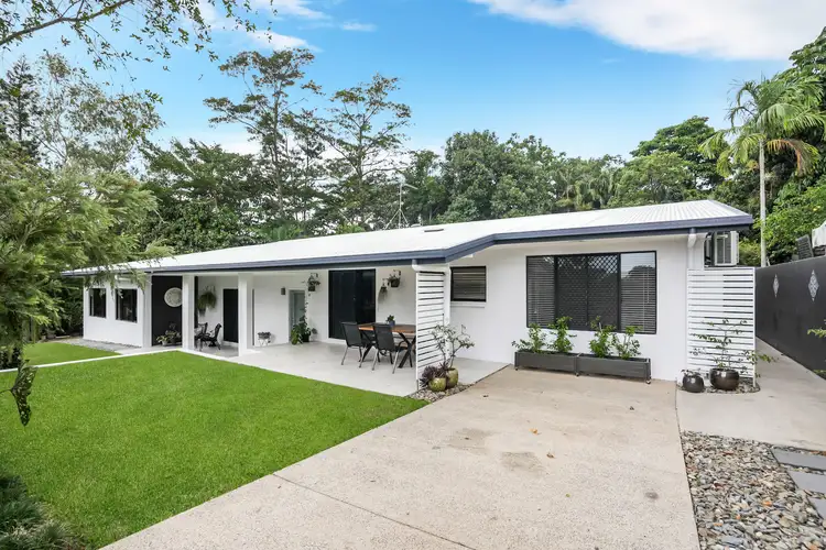 16 Caesar Close, Mooroobool QLD 4870