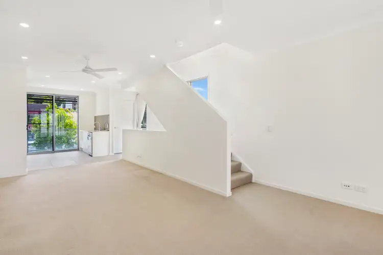 Fourth view of Homely townhouse listing, 27/3028 The Boulevard, Carrara QLD 4211
