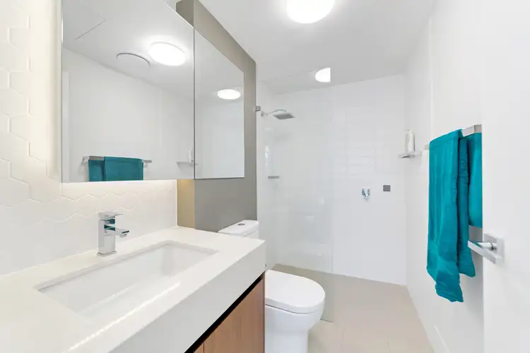 Sixth view of Homely apartment listing, Level 1/58/390 Simpsons Road, Bardon QLD 4065