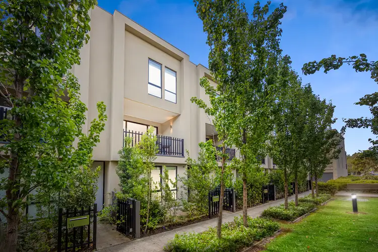 8 Steel Walk, Maidstone VIC 3012