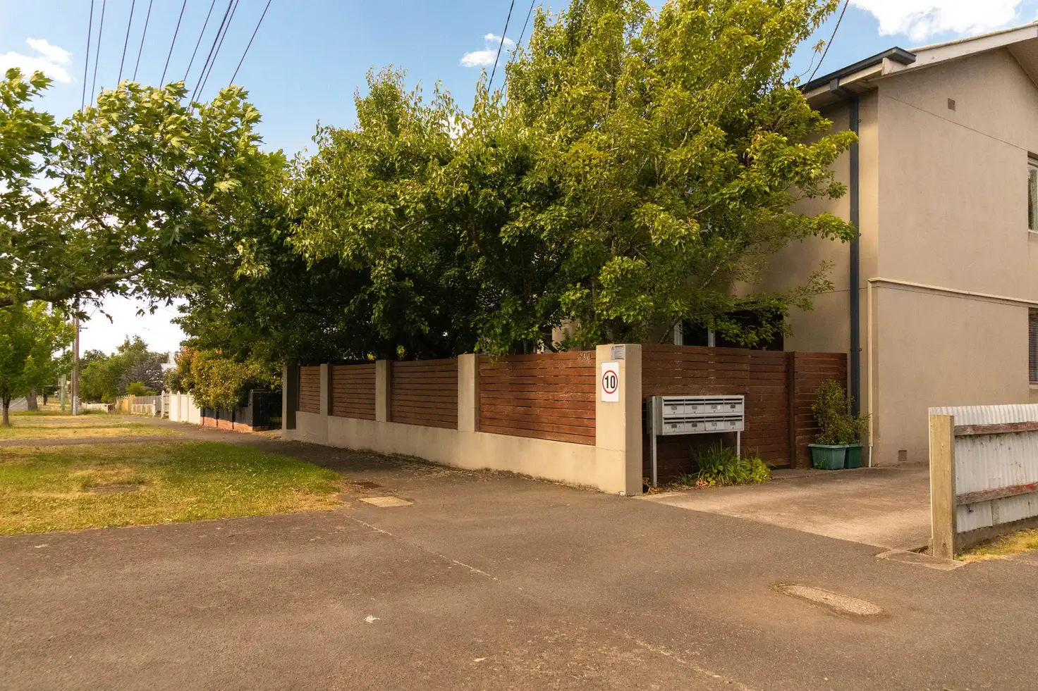 Main view of Homely unit listing, 1/509 Drummond Street South, Redan VIC 3350