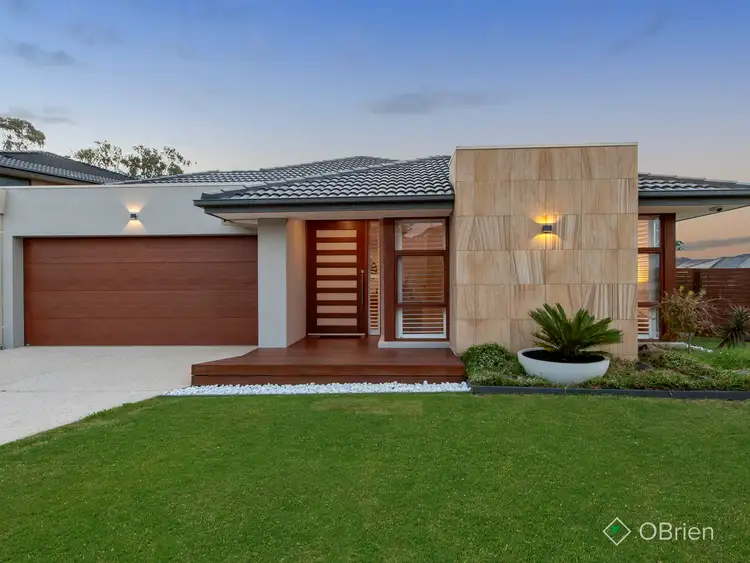 2 Nicholson Place, Sandhurst VIC 3977